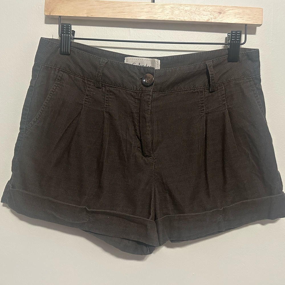 BE COOL Women's Dark Brown Cargo Shorts